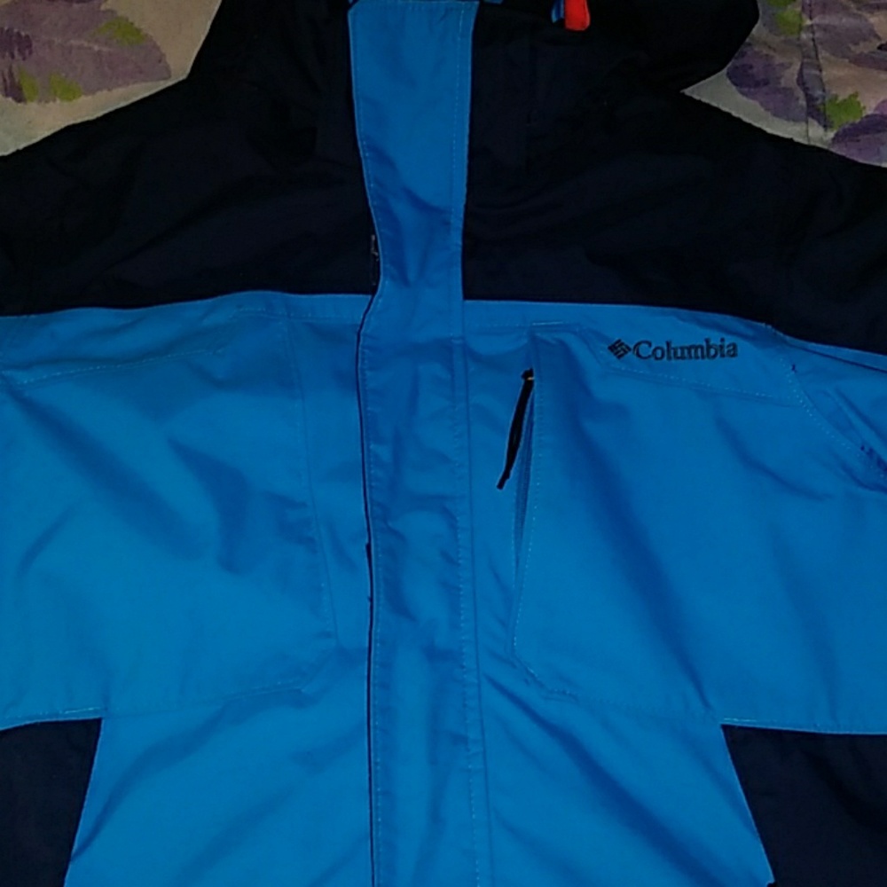 Colombian Coat.. 2 n 1. Yes 2 coats in 1